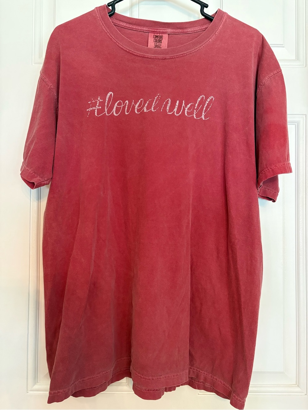 Comfort Colors Women’s Short-Sleeve Tee in Washed Rose with #lovedwell Script